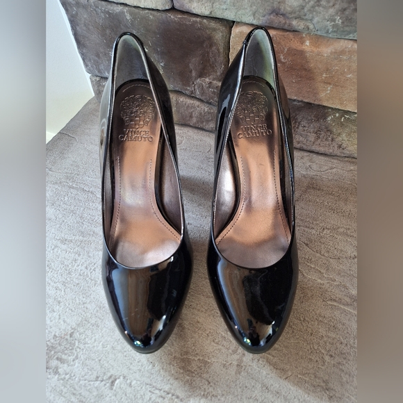 Vince Camuto heels - Picture 9 of 14